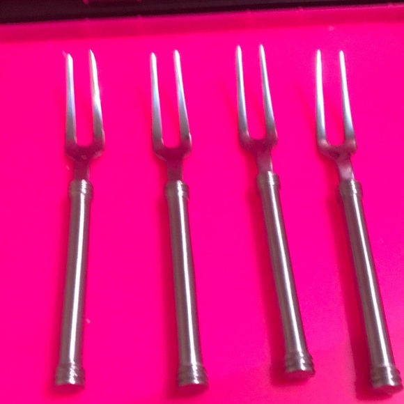 Set of 4 Endurance cocktail Forks 2 prong Stainless steel - Picture 1 of 3